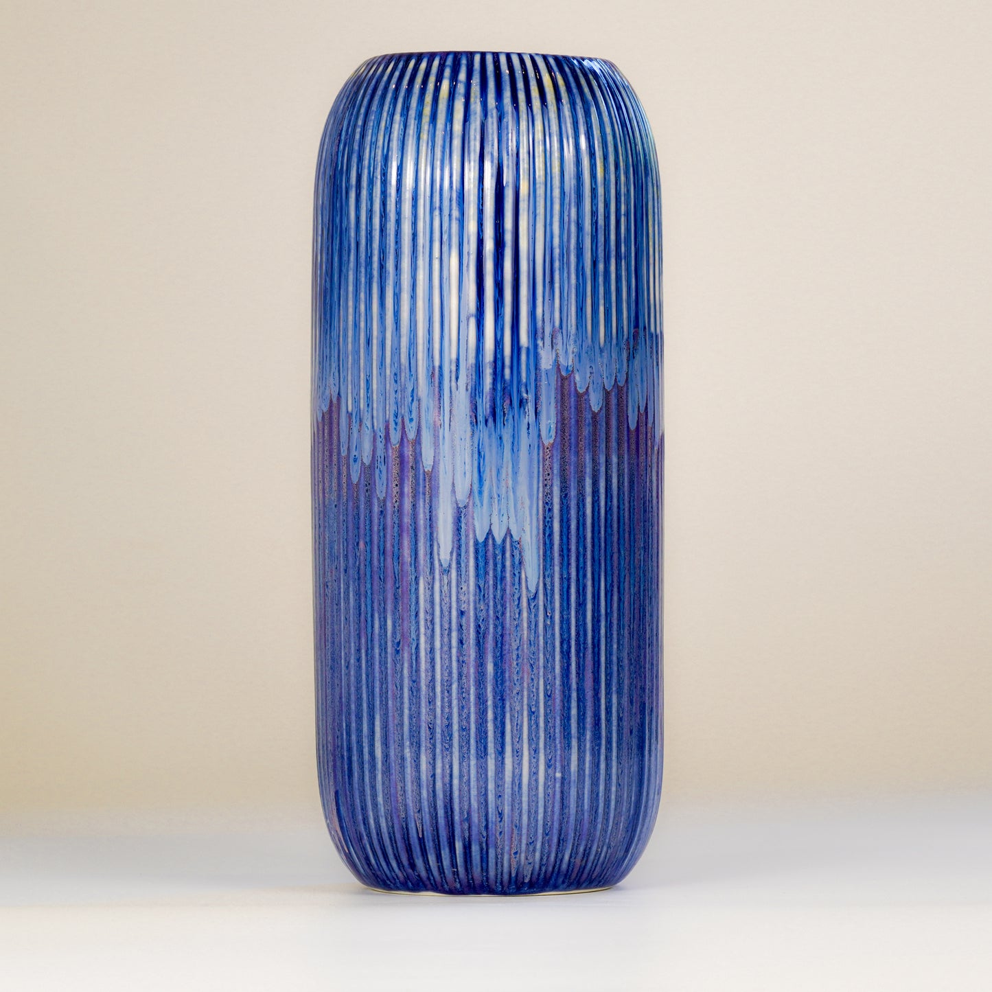 Large Ribbed vase
